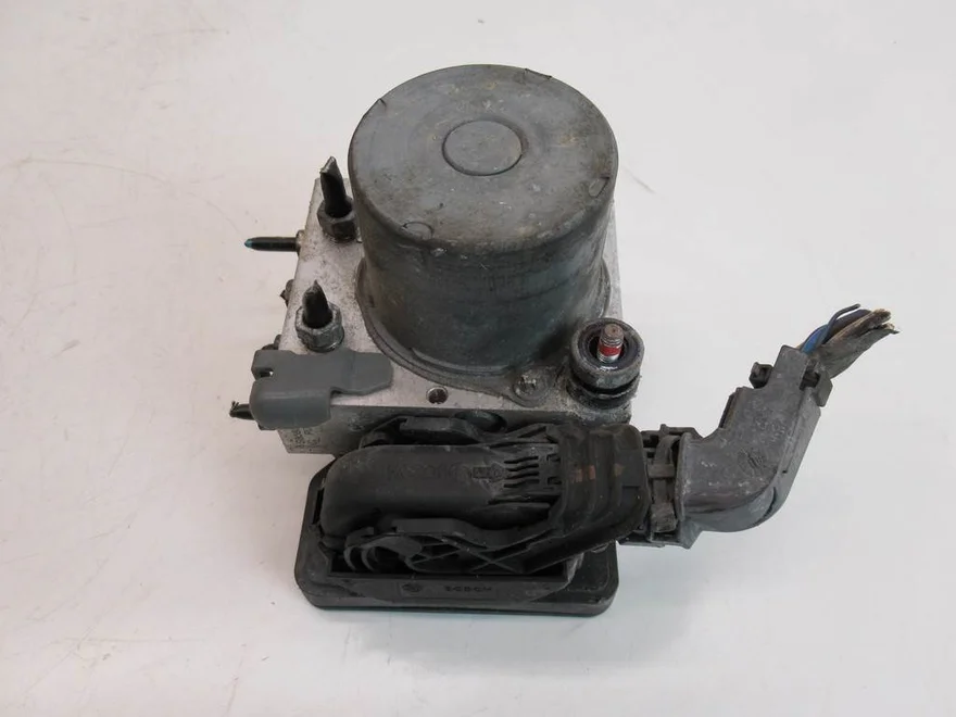 Čerpadlo Toyota Auris (_E18_) 2012 - 2018 44540-02530 – fotka 2