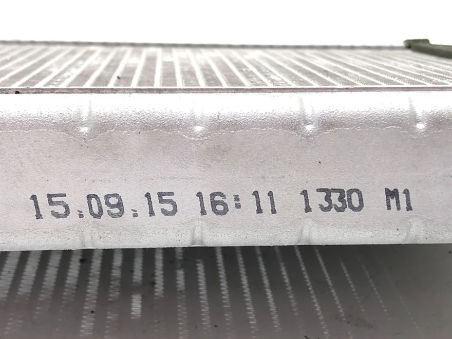 RADIÁTOR KÚRENIA TOYOTA AURIS KOMBI (_E18_) 2013 - 2018 – fotka 3