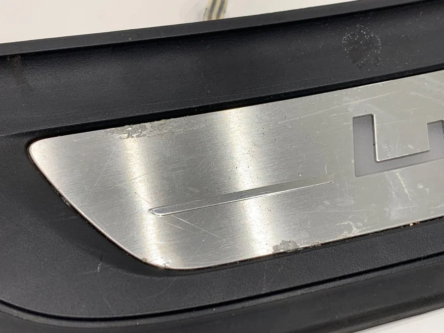 KRYT PRAHU ZADNÝ ĽAVÝ LUXURY LINE LED BMW 5 (G30, F90) 2016 - 2022 7390215 – fotka 2