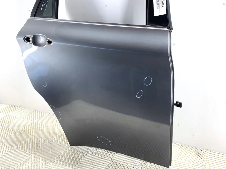 Dvere pravé zadné BMW X6 (E71, E72) 2007 - 2014 – fotka 2