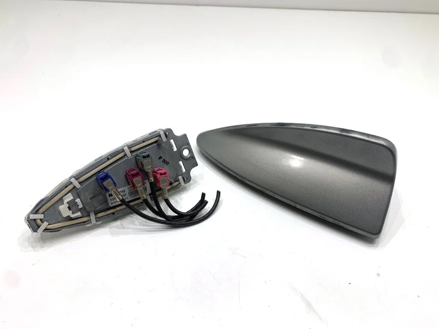 Anténa BMW X6 (E71, E72) 2007 - 2014 1682752 – fotka 3