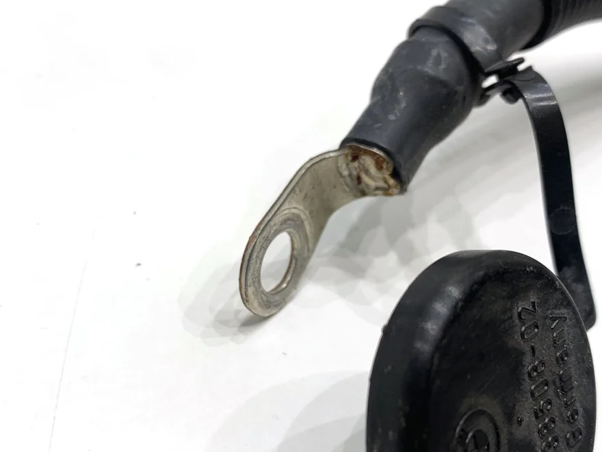 Pól / svorka (batérie) plus BMW X6 (E71, E72) 2007 - 2014 6977957 – fotka 4