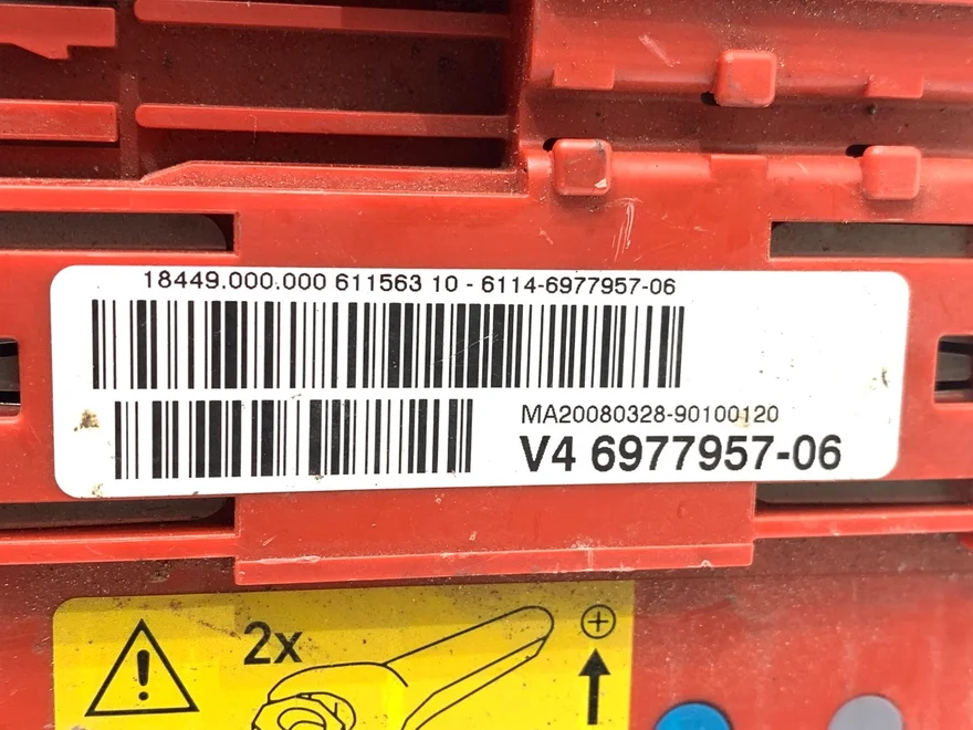 Pól / svorka (batérie) plus BMW X6 (E71, E72) 2007 - 2014 6977957 – fotka 5