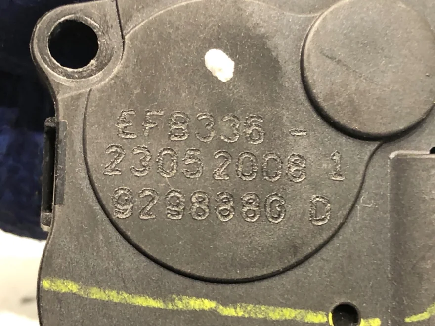 Motor radiátora kúrenia BMW X6 (E71, E72) 2007 - 2014 9298880 – fotka 3