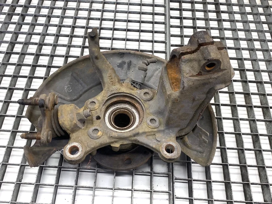 Otoč ľavá predná Volkswagen Caddy III (2KA, 2KH, 2CA, 2CH) 2004 - 2015 – fotka 3