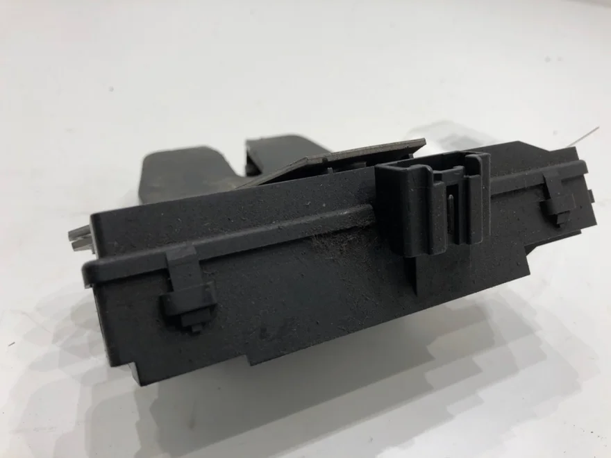 Zámok veka batožinového priestoru zadný Ford Mondeo IV Turnier (BA7) 2007 - 2015 3M51-R442A66-AR – fotka 3