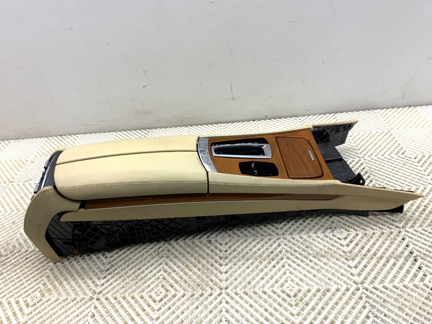 Tunel stredový s lakťovou opierkou BMW 7 (F01, F02, F03, F04) 2008 - 2015 9112677 – fotka 6