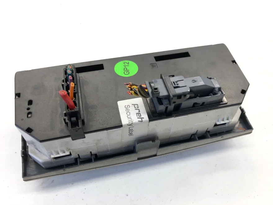 Panel ovládania ventilácie Opel Astra H Kombi (A04) 2004 - 2014 13247814 – fotka 3