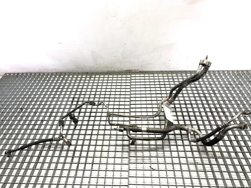 Hadica klimatizácie Mercedes-Benz Class GL (X166) 2012 - 2015 – fotka 2