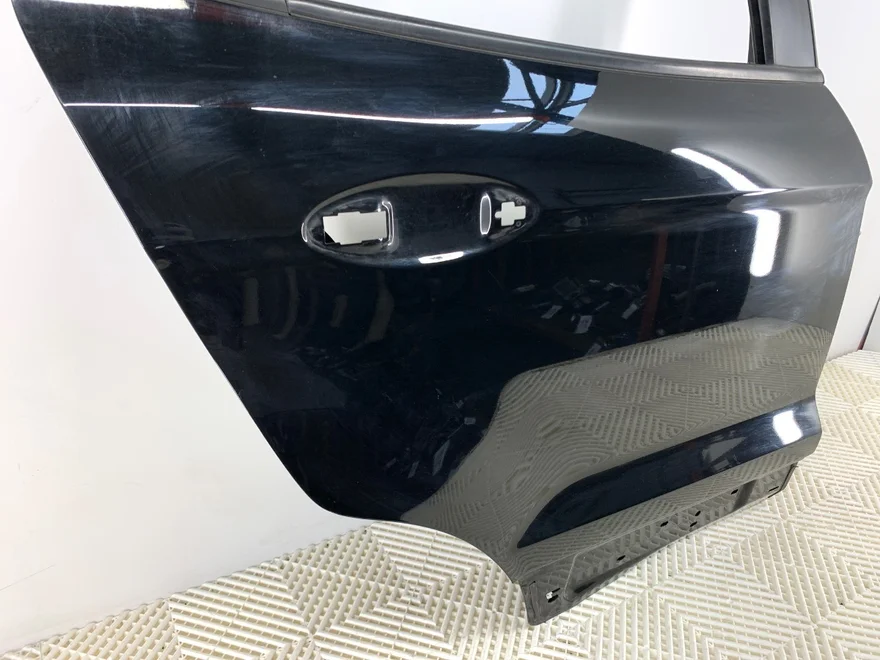 Dvere pravé zadné Ford Ecosport 2011 - 2022 – fotka 2
