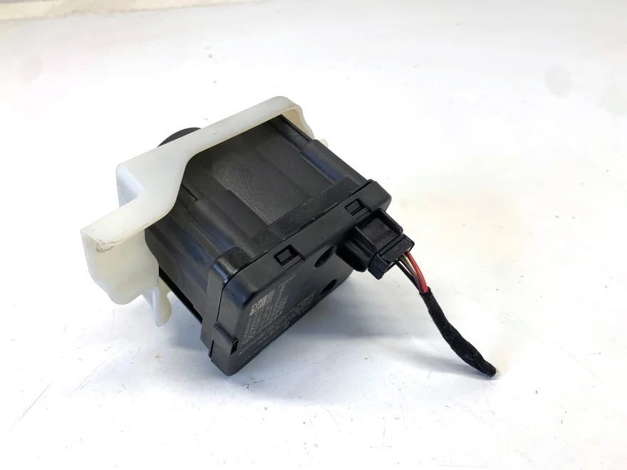 Spínacia skrinka Jeep Cherokee (KL) 2013 - 2022 P56046989AC – fotka 2
