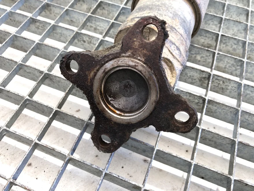 Hnací hriadeľ zadný Toyota Rav 4 I (_A1_) 1994 - 2000 – fotka 3
