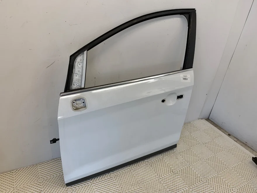 Dvere ľavé predné Ford Kuga I 2008 - 2012 – fotka 4
