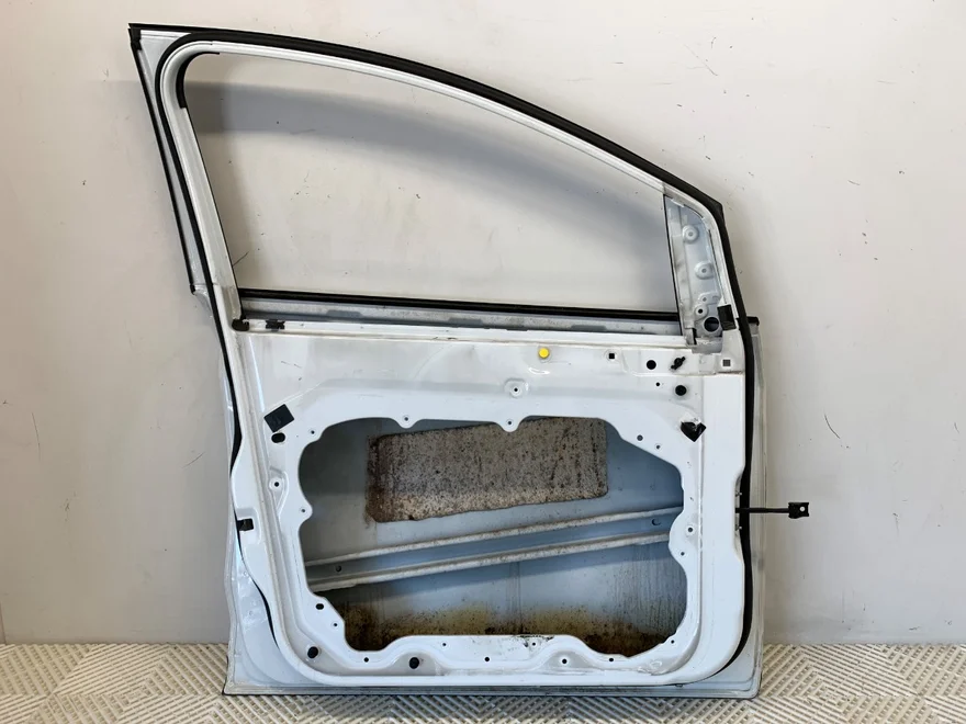 Dvere ľavé predné Ford Kuga I 2008 - 2012 – fotka 6