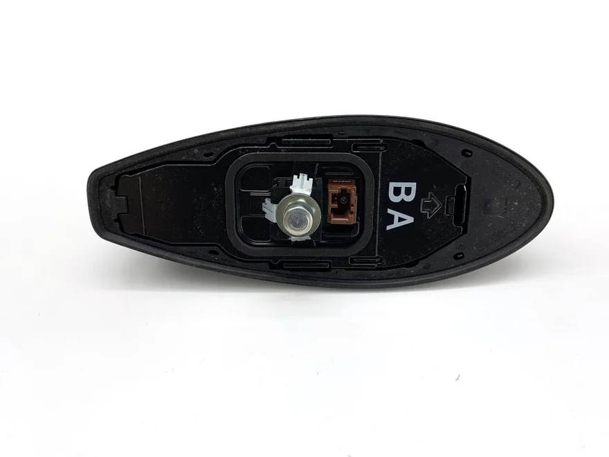 Anténa Lexus Nx II (_A2_, _H2_) 2021 - 2022 – fotka 3